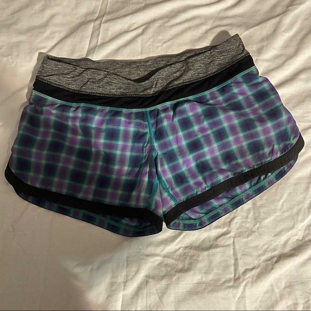 Lululemon shorts size 8